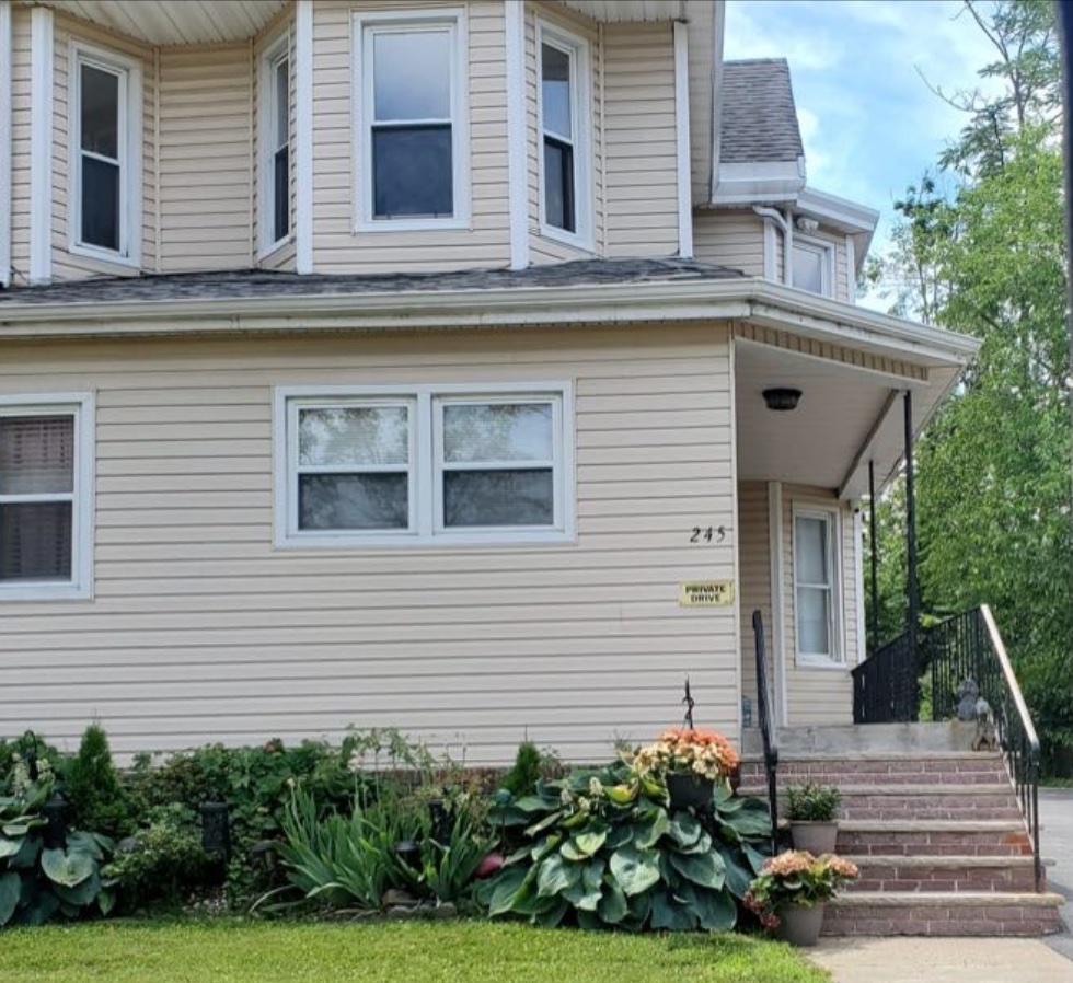 Outside view of the rental property